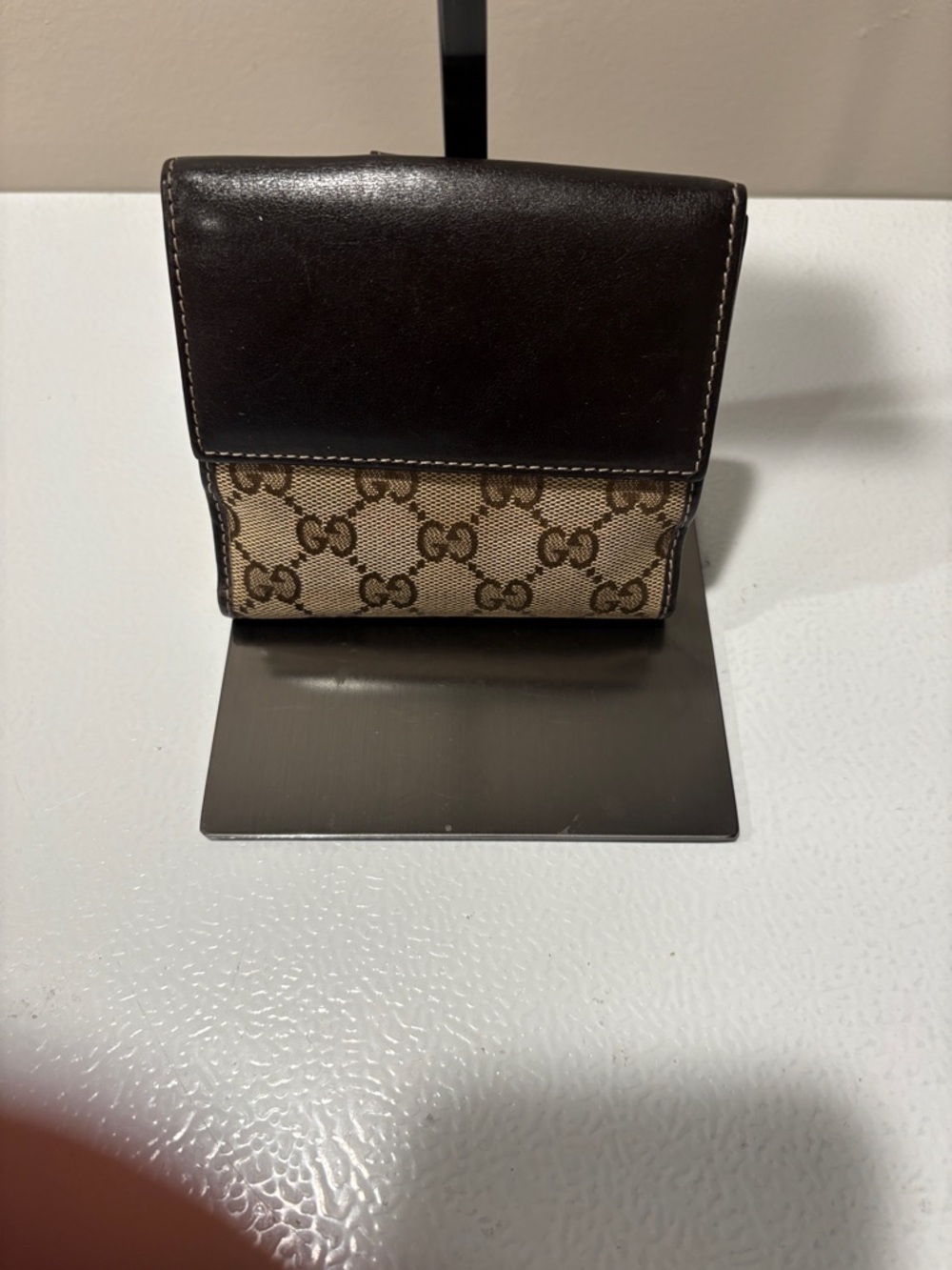 Pre- Owned Vintage Gucci GG Canvas Heart Shape Compact Bi- fold Wallet - Picture 6 of 11